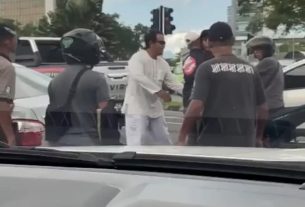 Penyanyi Hafiz Suip disembur dengan pepper spray dalam pergaduhan di jalan raya