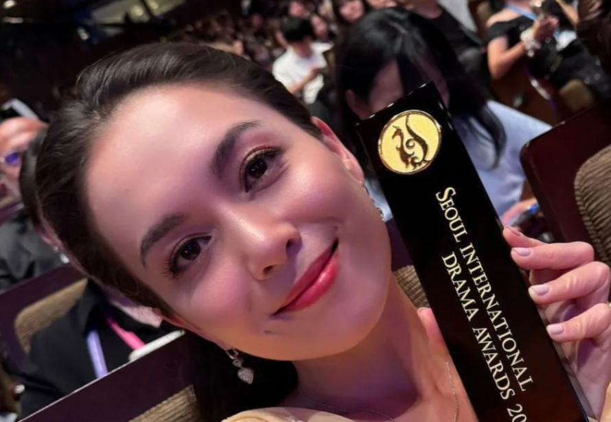 Siti Saleha Dinobatkan Bintang Asia Terbaik di Anugerah Drama Antarabangsa Seoul 202